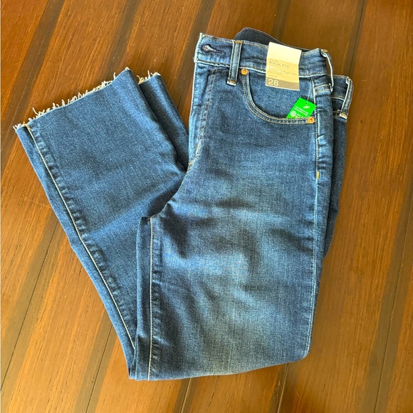 GAP NWT women’s High Rise Kick Fit Jeans - Picture 6 of 11